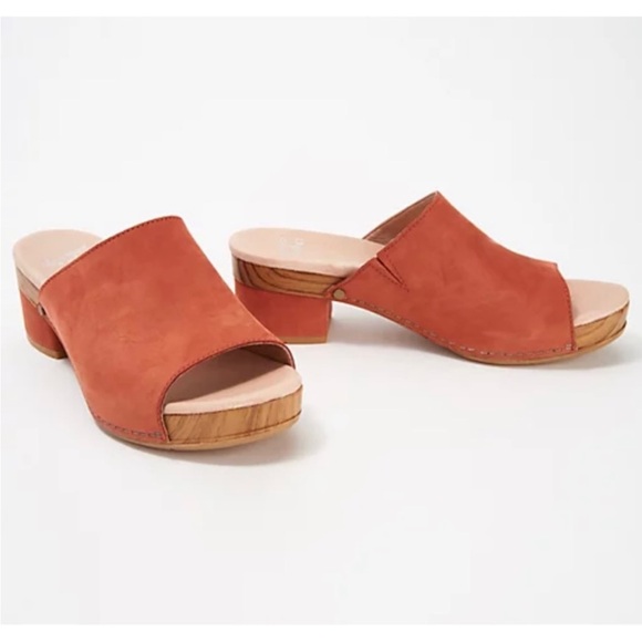Dansko Women's Maci Slide Sandal Suede Coral EU 37 US 6.5-7 - Picture 1 of 15